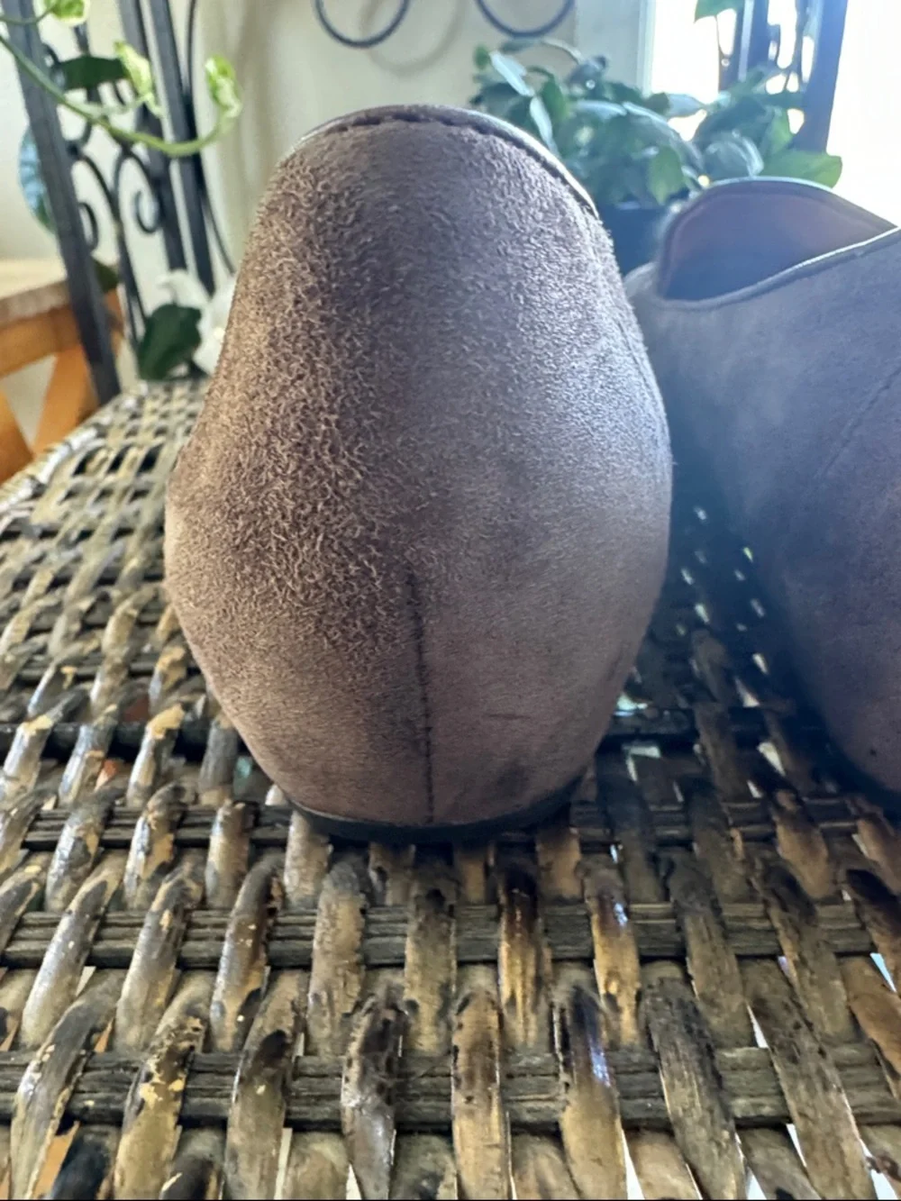 Earthies Zuma Dark Taupe Slip‎ on Loafer Women’s Size 5
